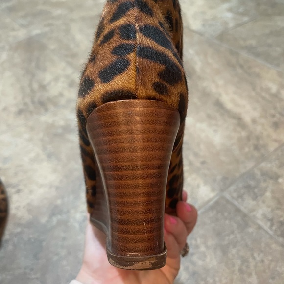 1.State Kaleb Cow Hair Leopard Booties with zipper - Picture 4 of 7
